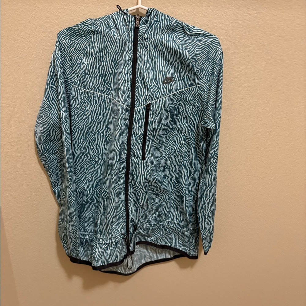 Nike Windrunner 584791-324 Lightweight Jacket Women Size M Zebra Print Teal